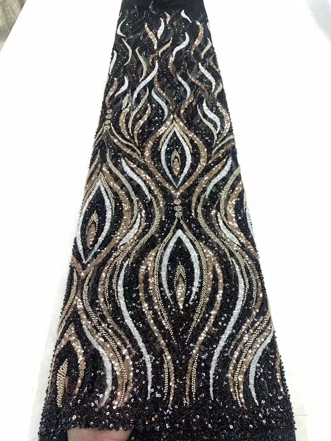 African Heavy Beaded Lace Fabric Rhinestones French Handmade Embroidery Sequins Lace Fabrics Bridal Wedding Dress MaterialQF0747
African Heavy Beaded Lace Fabric Rhinestones French Handmade Embroidery Sequins Lace Fabrics Bridal Wedding Dress MaterialQF0747