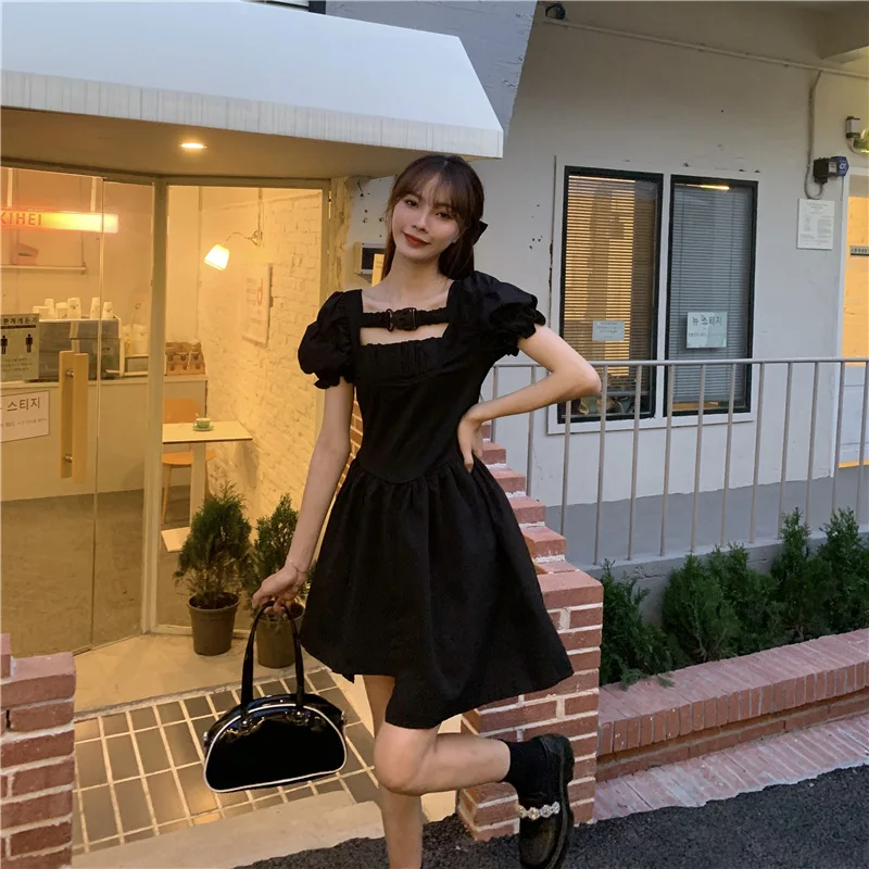 Top Women Gothic Women Dress Ruffles Summer Vintage Dress Female Party Dresses 90s Aesthetics Slim Clubwear топ женский 2022
Top Women Gothic Women Dress Ruffles Summer Vintage Dress Female Party Dresses 90s Aesthetics Slim Clubwear топ женский 2022