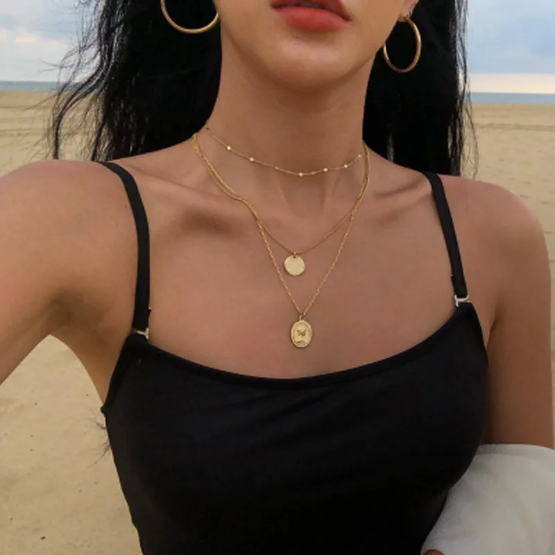Elegant Ladies Clavicle Chain For Women Reteo Gold Silver Geometric Pendent Necklace
Elegant Ladies Clavicle Chain For Women Reteo Gold Silver Geometric Pendent Necklace