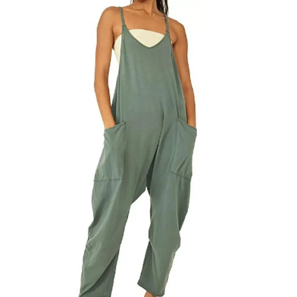 Women Jumpsuit Low Cut V Neck Loose Solid Color Backless Cooling Sleeveless Deep Crotch Summer Jumpsuit Romper High Streetwear
Women Jumpsuit Low Cut V Neck Loose Solid Color Backless Cooling Sleeveless Deep Crotch Summer Jumpsuit Romper High Streetwear