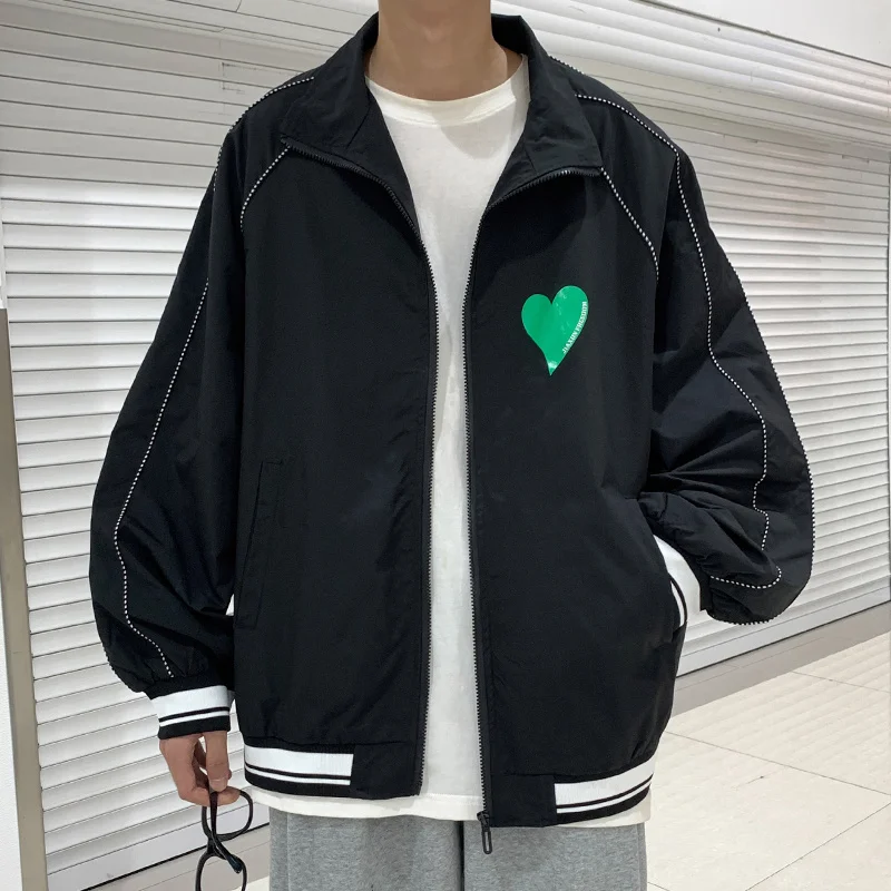 Куртка-бомбер мужская с принтом сердца, повседневная однотонная ветровка на молнии, тонкая верхняя одежда с капюшоном, цвет черный
Куртка-бомбер мужская с принтом сердца, повседневная однотонная ветровка на молнии, тонкая верхняя одежда с капюшоном, цвет черный