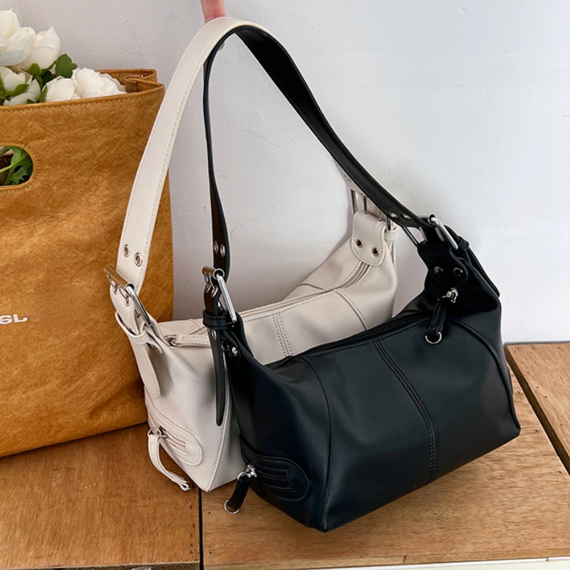 Simple Solid Color Retro Women's Underarm Bag Fashion Large Capacity Female Shoulder Bags Cool Versatile Ladies Square Handbag
Simple Solid Color Retro Women's Underarm Bag Fashion Large Capacity Female Shoulder Bags Cool Versatile Ladies Square Handbag