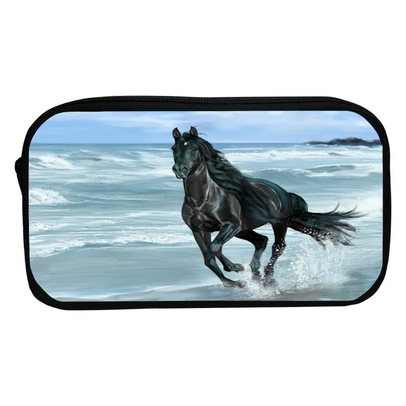 Новый пенал с принтом лошади, сумка для канцелярских принадлежностей с милыми животными, сумка для хранения с героями мультфильмов для мальчиков и девочек 1-3-5 классов
Новый пенал с принтом лошади, сумка для канцелярских принадлежностей с милыми животными, сумка для хранения с героями мультфильмов для мальчиков и девочек 1-3-5 классов