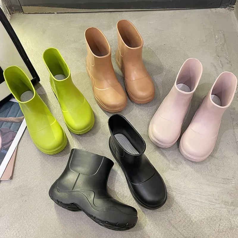2022 New Fashion Wear Waterproof And Anti-skid Rain Boots Net Red Short Boots Thick Soled Water Shoes Women's Fashion Rain Shoes
2022 New Fashion Wear Waterproof And Anti-skid Rain Boots Net Red Short Boots Thick Soled Water Shoes Women's Fashion Rain Shoes
