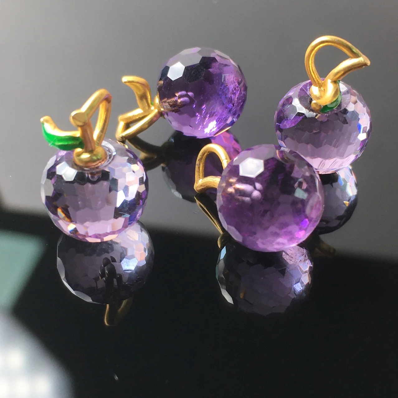 10PCS Natural Amethyst Carved Apple Pendant Glamour Healing Crystal Gems DIY Accessories For jewelry making design wholesale
10PCS Natural Amethyst Carved Apple Pendant Glamour Healing Crystal Gems DIY Accessories For jewelry making design wholesale