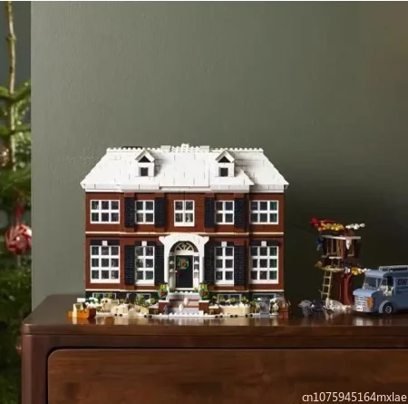 Movie 3955pcs Moc 21330 Home Alone House Set Model Building Blocks Bricks Educational Toys For Boy Kids Christmas Gifts
Movie 3955pcs Moc 21330 Home Alone House Set Model Building Blocks Bricks Educational Toys For Boy Kids Christmas Gifts