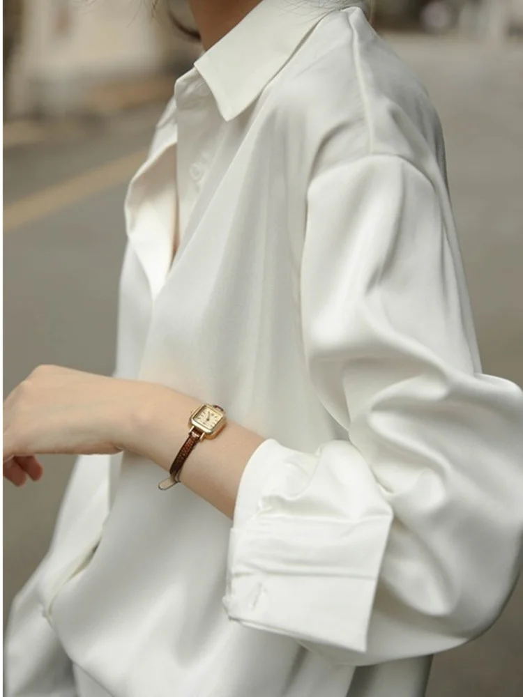 White Shirt Women Design Fashion Top Blouse Satin Loose Korean Sweet Casaul Women Tops 2022 Autumn B062
White Shirt Women Design Fashion Top Blouse Satin Loose Korean Sweet Casaul Women Tops 2022 Autumn B062