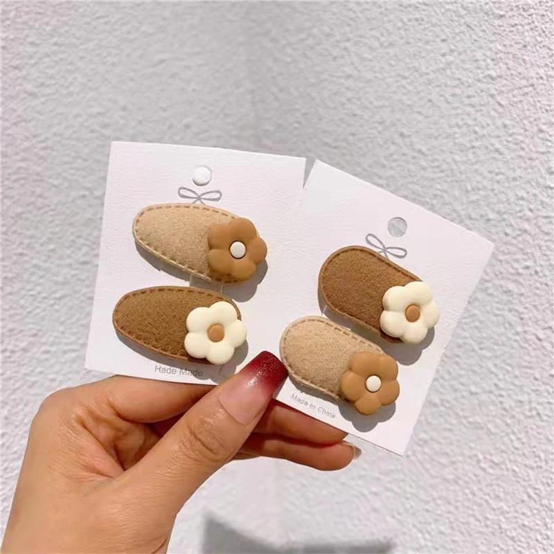 2Pcs Korea Children Hair Clips Baby Girls Cute Bear Flower Hairpins Cute Bear Kids Barrettes Headdress Hair Accessories
2Pcs Korea Children Hair Clips Baby Girls Cute Bear Flower Hairpins Cute Bear Kids Barrettes Headdress Hair Accessories