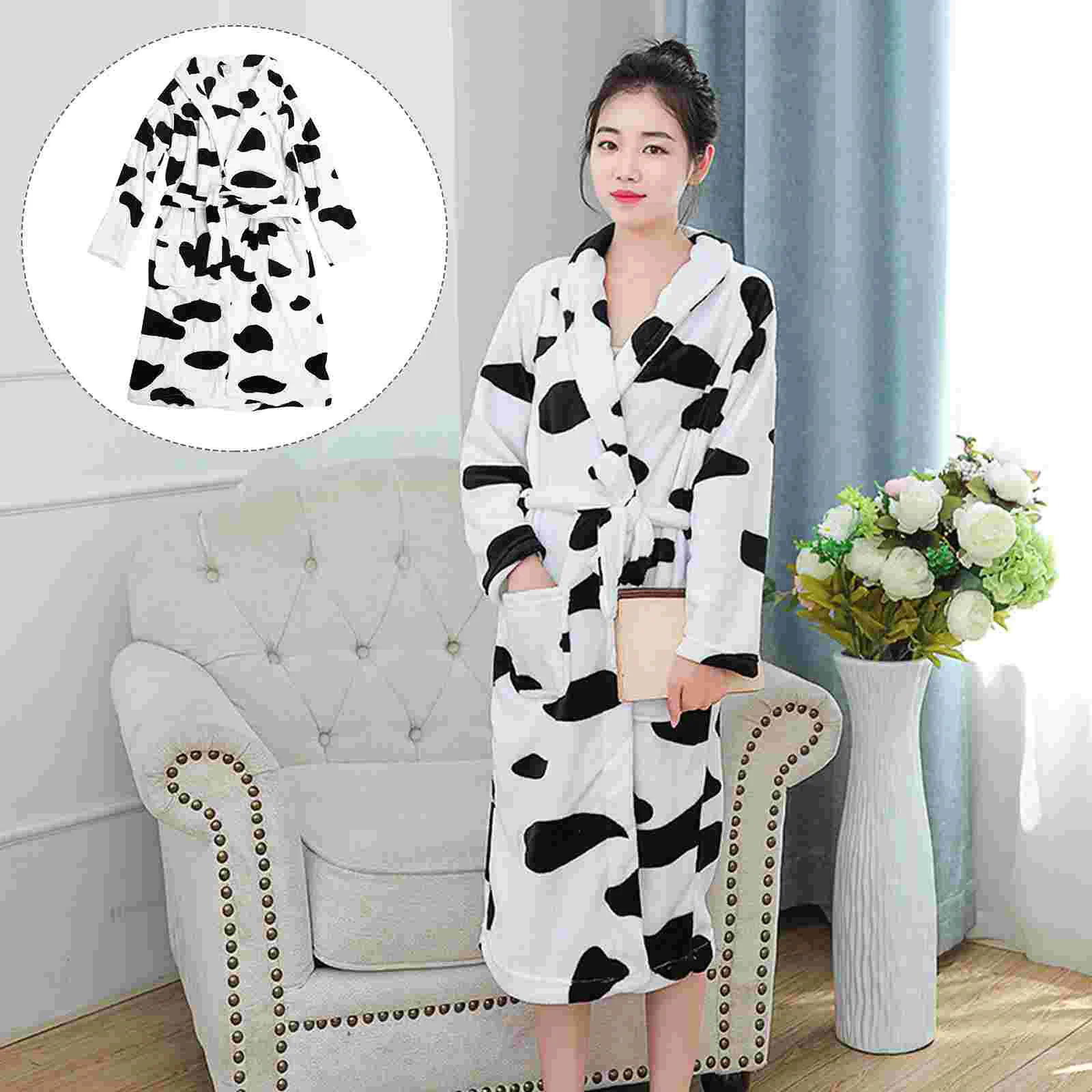 Cow Pajamas Bathrobe Girl Keep Warm Sleepwear Long Sleeve Nightdress Coral Fleece
Cow Pajamas Bathrobe Girl Keep Warm Sleepwear Long Sleeve Nightdress Coral Fleece