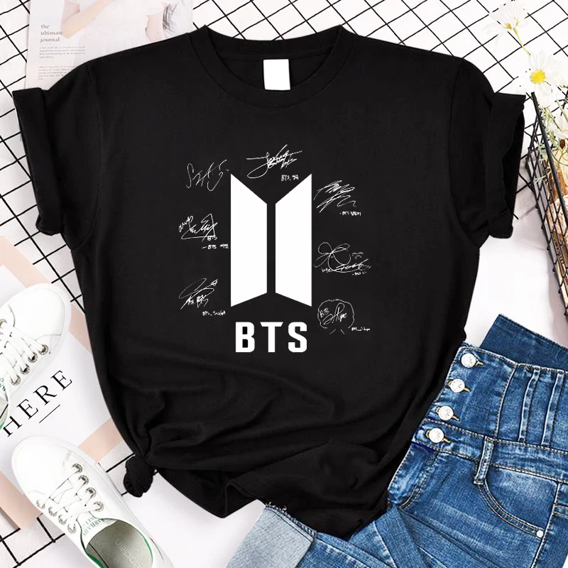 Kawaii Friends Summer Clothes For Women's T-Shirt Kpop Star T Shirt 2022 Korean Fashion Cartoon Anime Top Short Sleeve TShirts 
Kawaii Friends Summer Clothes For Women's T-Shirt Kpop Star T Shirt 2022 Korean Fashion Cartoon Anime Top Short Sleeve TShirts