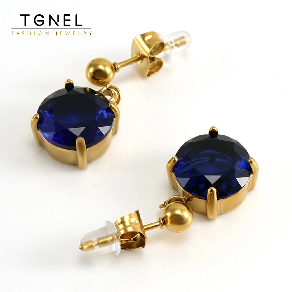 Stainless Steel Diamond Earring for Women18K Gold Plated Design Zircon Charm Jewelry Piercing Accessory Stud Earrings
Stainless Steel Diamond Earring for Women18K Gold Plated Design Zircon Charm Jewelry Piercing Accessory Stud Earrings
