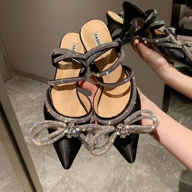 Runway style Glitter Rhinestones Women Pumps Crystal bowknot Satin Summer Lady Shoes Genuine leather High heels Party Prom Shoes
Runway style Glitter Rhinestones Women Pumps Crystal bowknot Satin Summer Lady Shoes Genuine leather High heels Party Prom Shoes