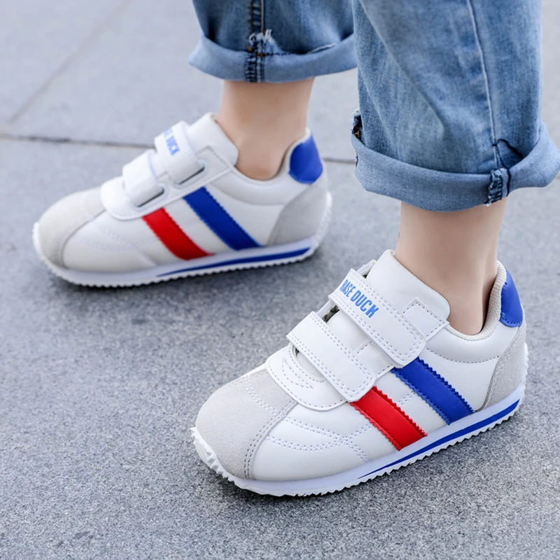 Kids little yellow duck children's shoes boys shoes children's white shoes leather soft bottom baby shoes girls forrest shoes
Kids little yellow duck children's shoes boys shoes children's white shoes leather soft bottom baby shoes girls forrest shoes