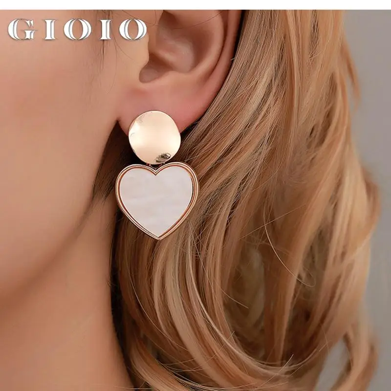 Heart Earrings for Woman Metallic Fashion Wholesale Earrings 2022 New Jewelry Fashion Wedding Party Earring Girl
Heart Earrings for Woman Metallic Fashion Wholesale Earrings 2022 New Jewelry Fashion Wedding Party Earring Girl