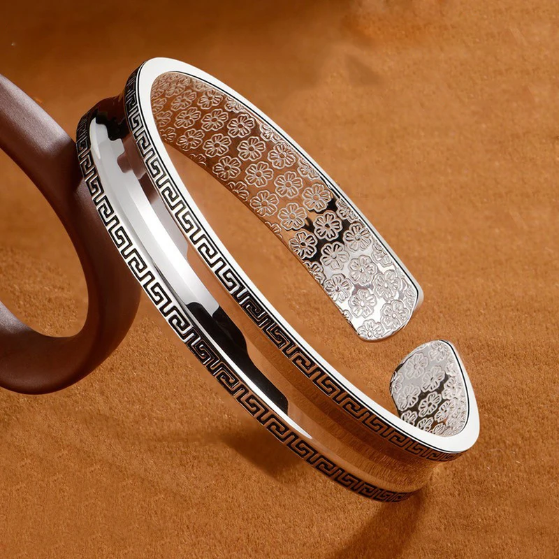 New Great Wall Pattern Bracelet Men And Women Couples Retro Fashion Open Solid Back Pattern Bracelet Silver Bracelet
New Great Wall Pattern Bracelet Men And Women Couples Retro Fashion Open Solid Back Pattern Bracelet Silver Bracelet