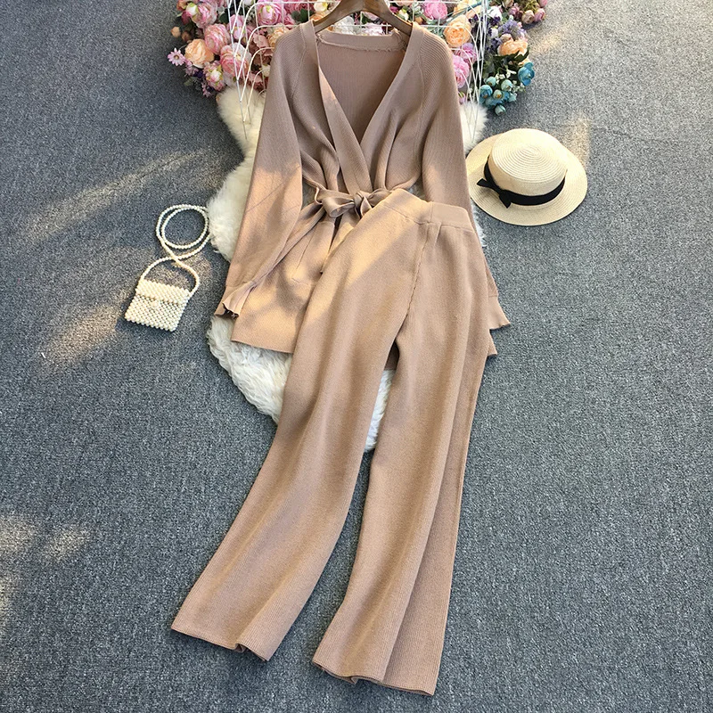 Winter Casual Two Pieces Home Suits Long Sleeve Knitted Cardigan Coat+elastic Waist Wide Leg Pant Female Loose Sweater Sets
Winter Casual Two Pieces Home Suits Long Sleeve Knitted Cardigan Coat+elastic Waist Wide Leg Pant Female Loose Sweater Sets