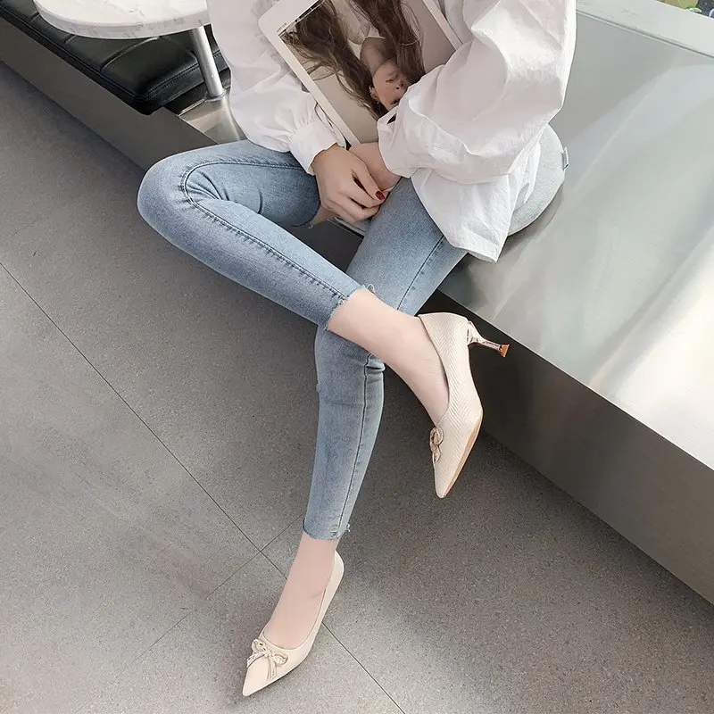 spring and summer fashion trend ladies pointed suede solid color stiletto heels DY878 good-shoes
spring and summer fashion trend ladies pointed suede solid color stiletto heels DY878 good-shoes
