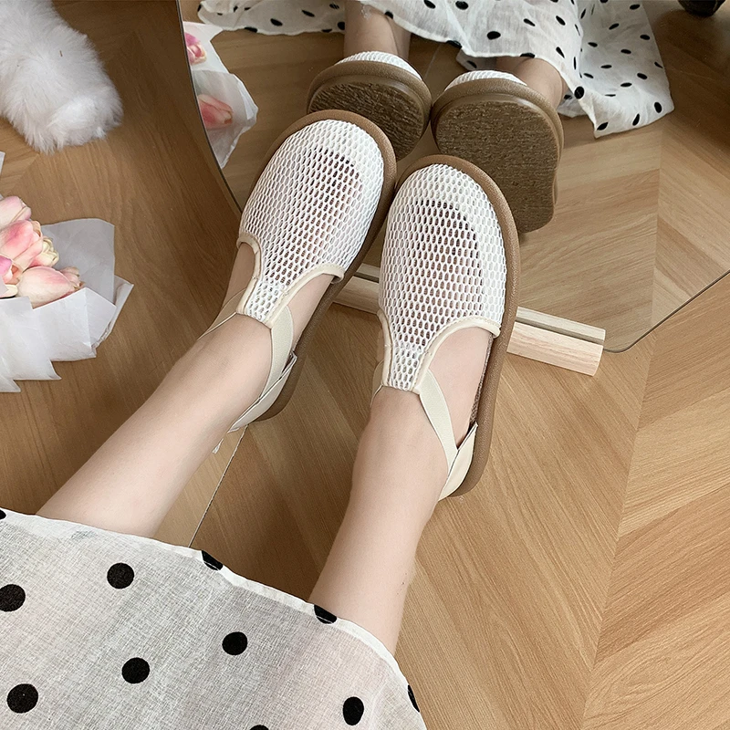 2023 Women Sandals Hollow Breathable Mesh Shoes Retro Style Flat Bottom Fisherman Casual Shoes Round Toe Soft Sole Female Shoes
2023 Women Sandals Hollow Breathable Mesh Shoes Retro Style Flat Bottom Fisherman Casual Shoes Round Toe Soft Sole Female Shoes