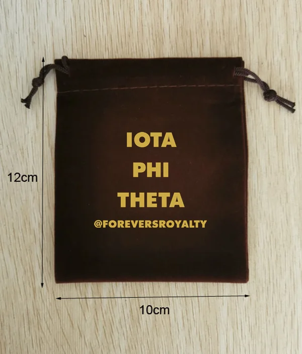 4 Designs (200 Pieces for each) 10x12cm Drawstring Velvet Bags Jewelry Pouches Printed Logo Customised Logo
4 Designs (200 Pieces for each) 10x12cm Drawstring Velvet Bags Jewelry Pouches Printed Logo Customised Logo