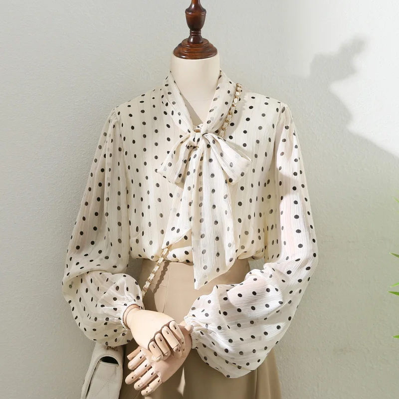 Women 2022 Spring Autumn New Vintage Polka Dot Blouses Female Bow Tie Blouse Tops Lady Long Sleeve Casual Loose Sweet Shirt E17
Women 2022 Spring Autumn New Vintage Polka Dot Blouses Female Bow Tie Blouse Tops Lady Long Sleeve Casual Loose Sweet Shirt E17