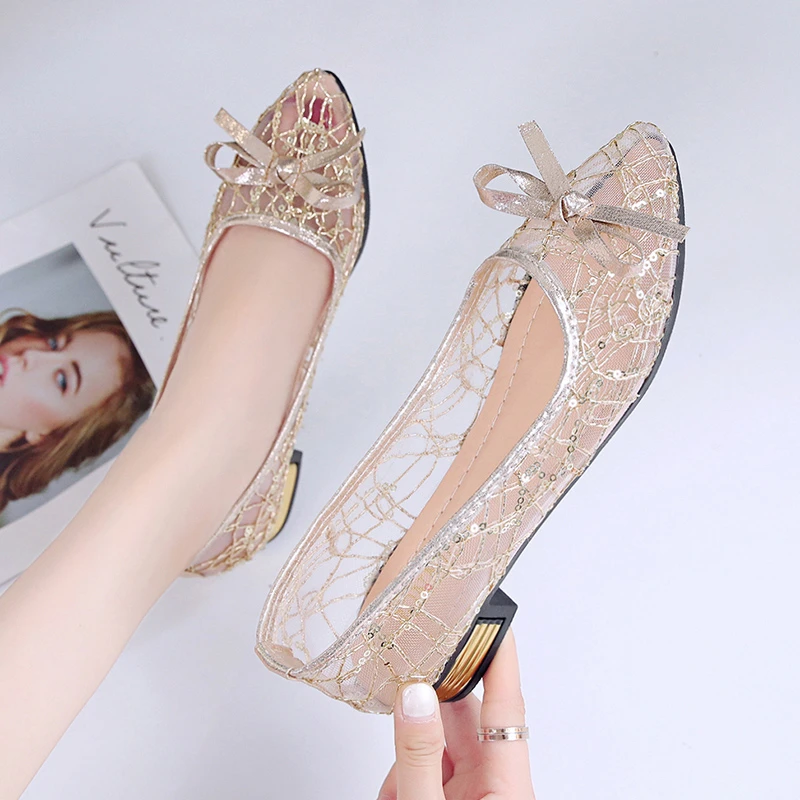 Korean Shallow Mouth Net Surface Pointed Hollow Net Gauze Single Shoe Female Flat Bottom Bean Shoes Plus Size Women Shoes
Korean Shallow Mouth Net Surface Pointed Hollow Net Gauze Single Shoe Female Flat Bottom Bean Shoes Plus Size Women Shoes