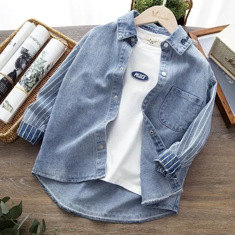 Boy's Coat2022New in Spring and Autumn Baby Outerwear Shirt Long Sleeve Denim Jacket Casual Loose Shirt Trendy
Boy's Coat2022New in Spring and Autumn Baby Outerwear Shirt Long Sleeve Denim Jacket Casual Loose Shirt Trendy