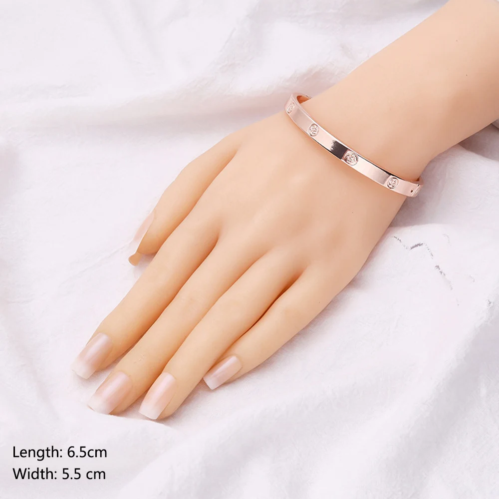 2023 New Ripple Open Bracelet Bangle For Women Female Fashion Rose Gold Bangle For Party And Anniversary Gift Jewelry Wholesale
2023 New Ripple Open Bracelet Bangle For Women Female Fashion Rose Gold Bangle For Party And Anniversary Gift Jewelry Wholesale