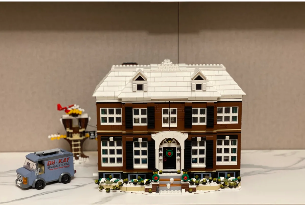 2021 new 3955pcs Moc 21330 Home Alone Set Model Building Blocks Bricks Educational Toys For Boy Kids Christmas Gifts
2021 new 3955pcs Moc 21330 Home Alone Set Model Building Blocks Bricks Educational Toys For Boy Kids Christmas Gifts