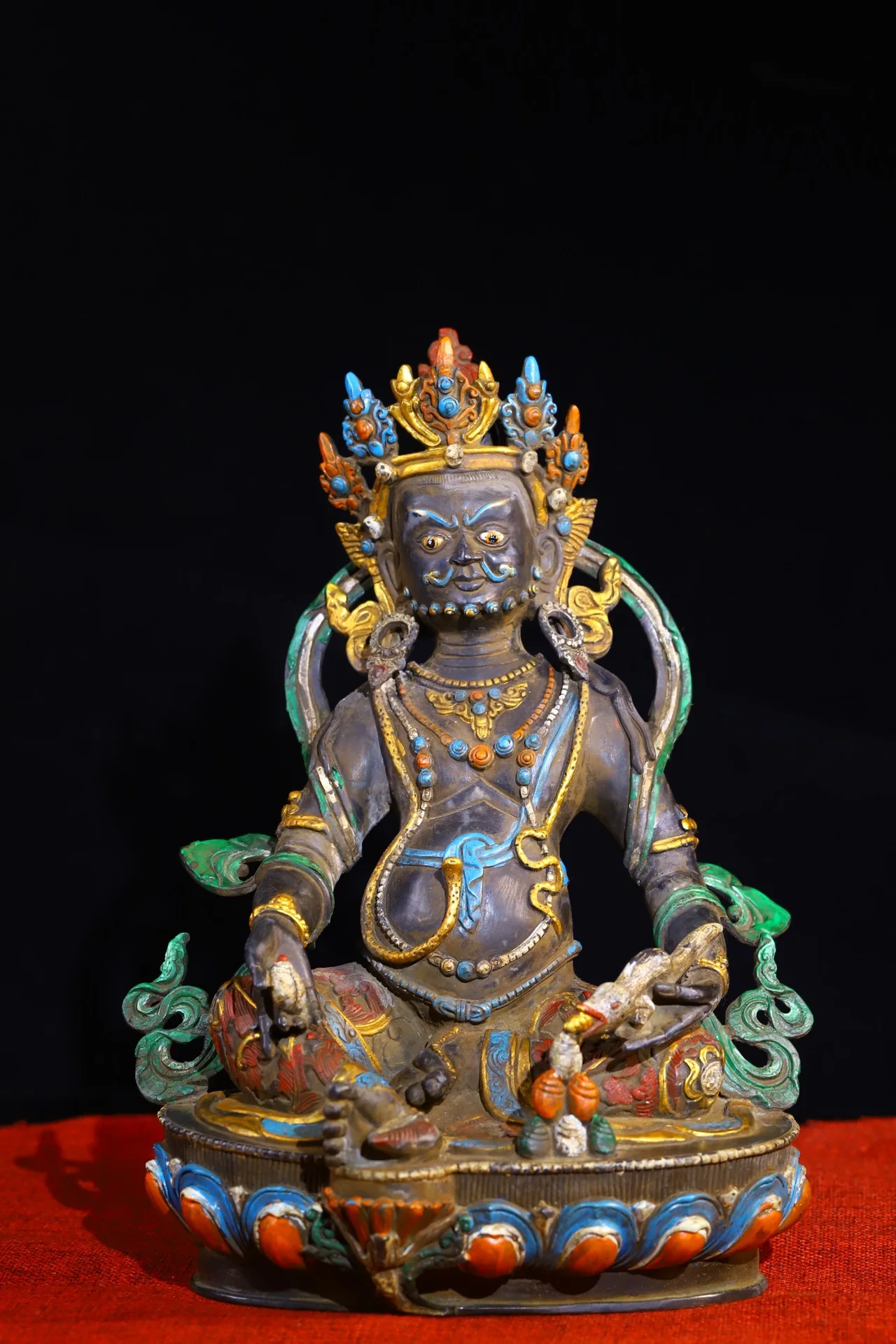 12"Tibet Temple Collection Old purple Bronze Painted Yellow Jambhala Lotus Platform Sitting Buddha Worship Hall Town house
12"Tibet Temple Collection Old purple Bronze Painted Yellow Jambhala Lotus Platform Sitting Buddha Worship Hall Town house