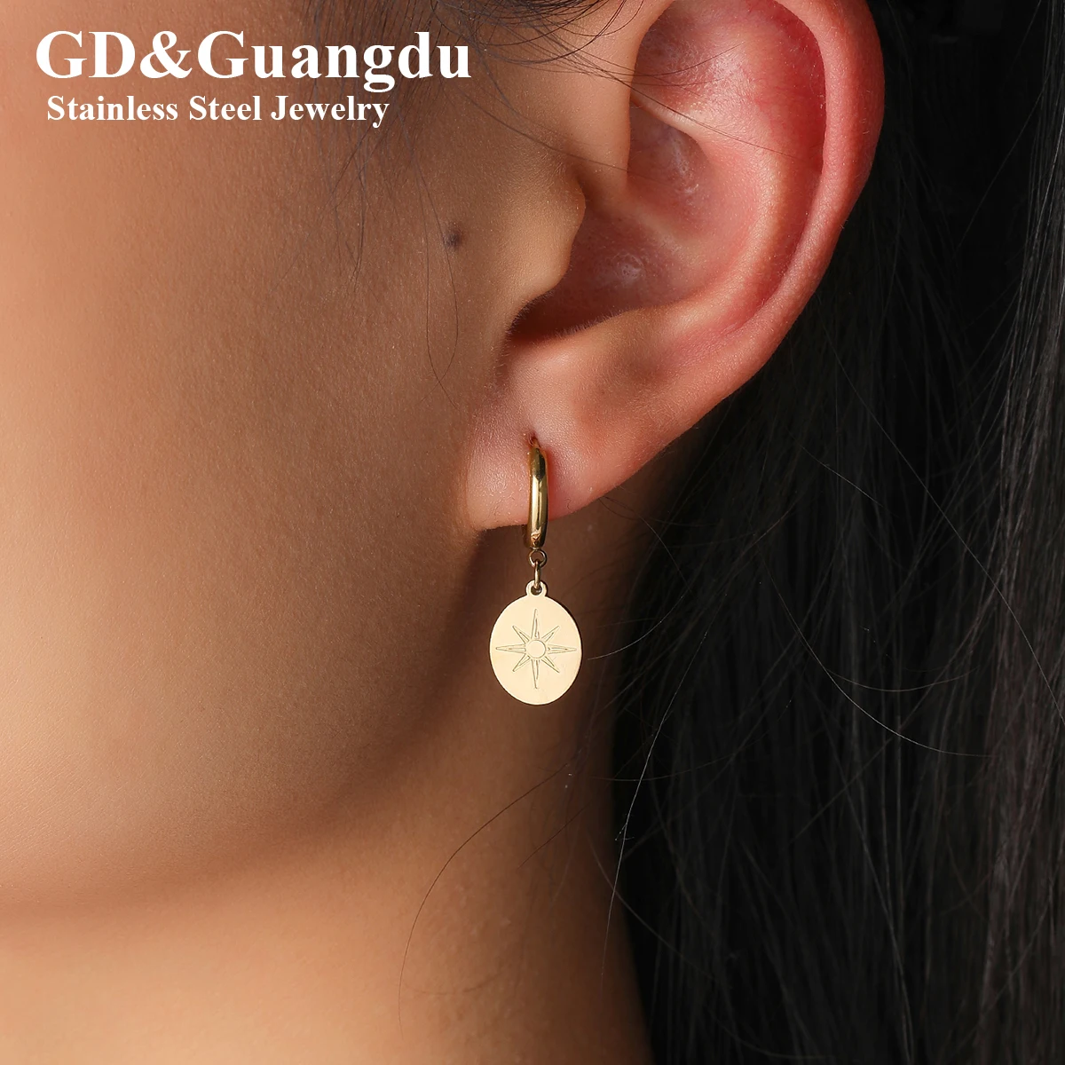 GD Classic Shiny Nova Star Earrings 18 K Gold Color Protection Jewelry Starlight Coin Stainless Steel Hoop Ear Jewelry For Women
GD Classic Shiny Nova Star Earrings 18 K Gold Color Protection Jewelry Starlight Coin Stainless Steel Hoop Ear Jewelry For Women