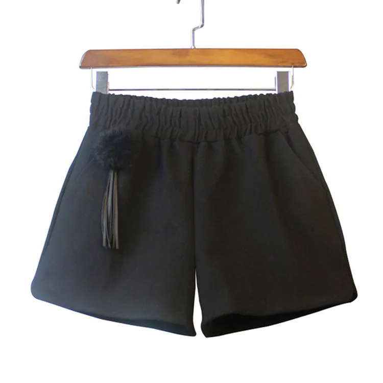 Women Woolen Shorts Winter Spring Warm High Waist Wide Leg Shorts Korean Ladies Solid Color Loose Shorts Feminino
Women Woolen Shorts Winter Spring Warm High Waist Wide Leg Shorts Korean Ladies Solid Color Loose Shorts Feminino
