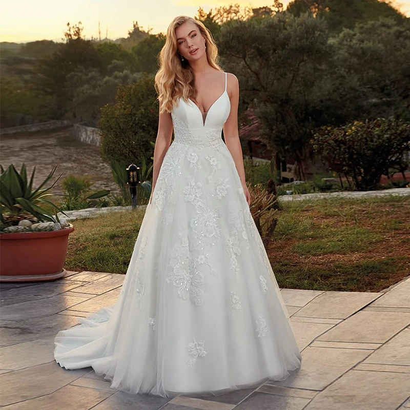 MONICA Elegant Wedding Dress V Neck Sleeveless Spaghetti Straps Backless Elegant Summer Beach Prom Party Dress Bridal Dress
MONICA Elegant Wedding Dress V Neck Sleeveless Spaghetti Straps Backless Elegant Summer Beach Prom Party Dress Bridal Dress