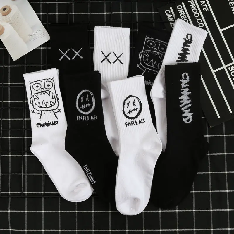 Men Socks Japanese Cotton Cartoon Pattern Hip Hop Style Breathable Mid Tube Socks Skateboard Socks 1Pair Soft Long Sock for Men
Men Socks Japanese Cotton Cartoon Pattern Hip Hop Style Breathable Mid Tube Socks Skateboard Socks 1Pair Soft Long Sock for Men