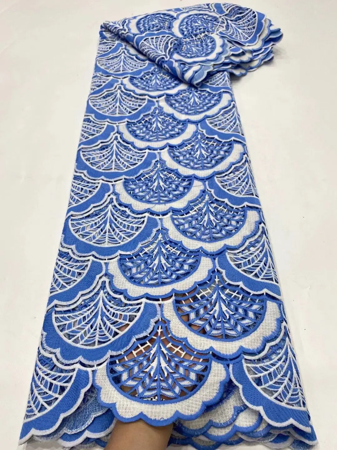 2021 Latest Africa Lace High Quality Lace Fabric with Stones 5yards African Fabric Nigerian Lace Fabric 2021 High Quality Lace
2021 Latest Africa Lace High Quality Lace Fabric with Stones 5yards African Fabric Nigerian Lace Fabric 2021 High Quality Lace