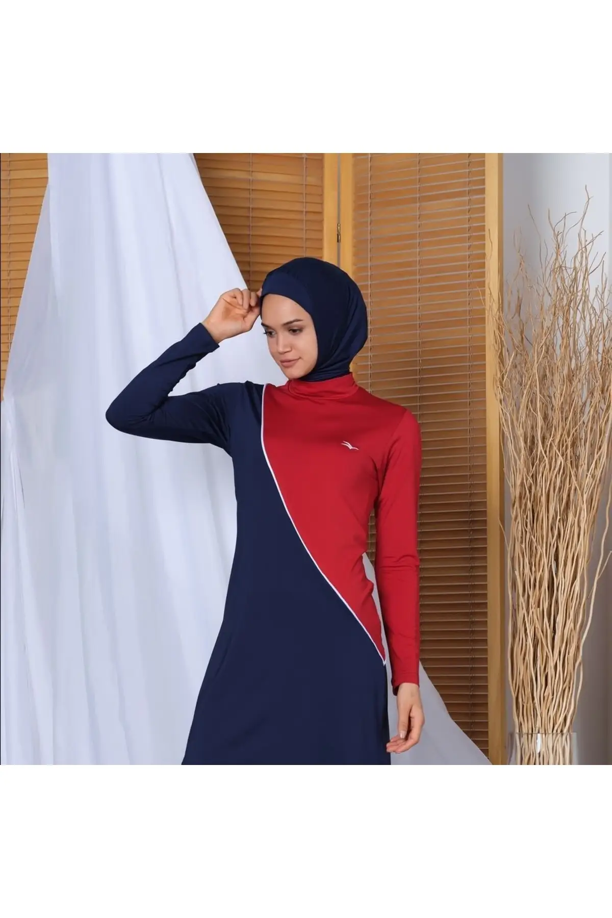 Muslim Burkinis Striped Long Full Length Tights Dress Swimwear Dress Swimwear Modest Summer Clothing Hijab Sport Swimsuit
Muslim Burkinis Striped Long Full Length Tights Dress Swimwear Dress Swimwear Modest Summer Clothing Hijab Sport Swimsuit
