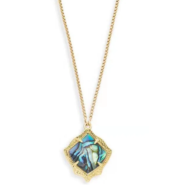 Square Shell Fashion Fashion Color Necklace European and American Popular Creative Multifunctional Pendant Women
Square Shell Fashion Fashion Color Necklace European and American Popular Creative Multifunctional Pendant Women