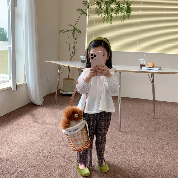 Korean Children's Clothing 2022 Autumn New Children Girls' Crumpled Pants Velvet Straight Pants Loose
Korean Children's Clothing 2022 Autumn New Children Girls' Crumpled Pants Velvet Straight Pants Loose