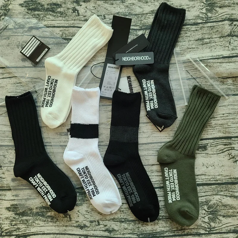 Japanese NBHD Men's and Women's Couple Socks Pure Cotton Comfortable Medium High Sleeve Fashion Double Needle Stripe Work Suit
Japanese NBHD Men's and Women's Couple Socks Pure Cotton Comfortable Medium High Sleeve Fashion Double Needle Stripe Work Suit