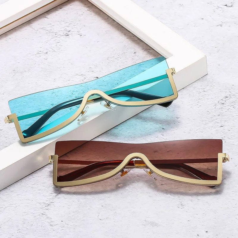 ZLY 2022 New Fashion Cat Eye Sunglasses Women Men PC Lens Alloy Frame Butterfly Style Luxury Semi-Rimless Brand Designer UV400
ZLY 2022 New Fashion Cat Eye Sunglasses Women Men PC Lens Alloy Frame Butterfly Style Luxury Semi-Rimless Brand Designer UV400