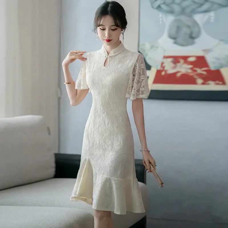 Improved Cheongsam Fishtail Dress Female Literary Chinese Style Women's Clothing Elegant Slim Hollow Beading Modern Qipao h1547
Improved Cheongsam Fishtail Dress Female Literary Chinese Style Women's Clothing Elegant Slim Hollow Beading Modern Qipao h1547