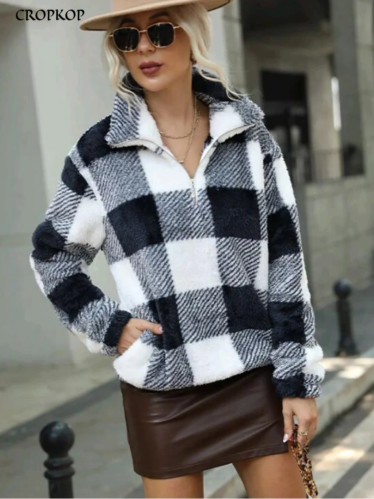 Women Double Sided Teddy Sweatshirt Autumn Winter Fleece Top Black White Plaid Zipper Pullover Fluffy Plush Streetwear 2022
Women Double Sided Teddy Sweatshirt Autumn Winter Fleece Top Black White Plaid Zipper Pullover Fluffy Plush Streetwear 2022