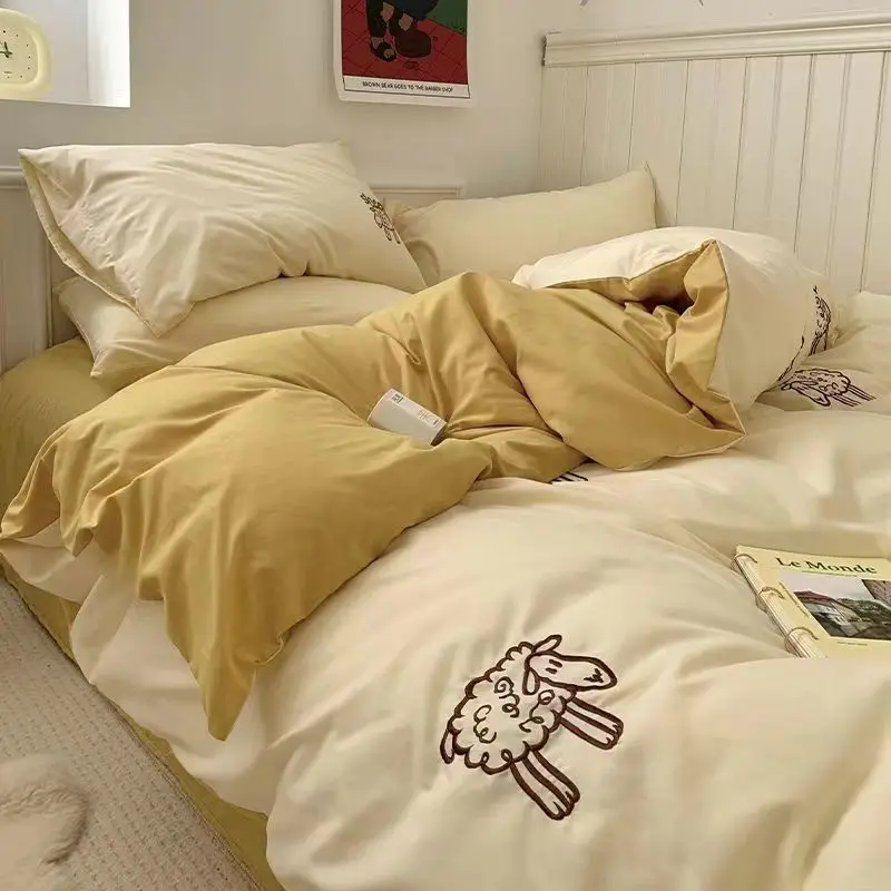 Duvet Cover Set - Full/Queen Size - Smooth Weave - Warm & Luxurious - Full/Queen Duvet Cover
Duvet Cover Set - Full/Queen Size - Smooth Weave - Warm & Luxurious - Full/Queen Duvet Cover