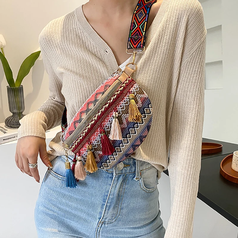 Женская винтажная сумка с бахромой, в богемном стиле 
Женская винтажная сумка с бахромой, в богемном стиле