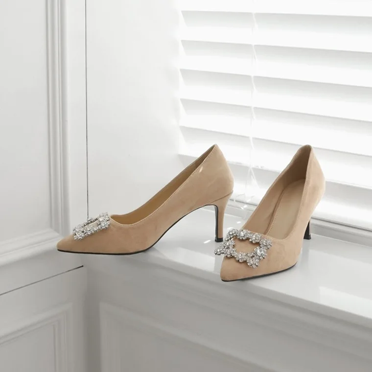 Women's shoes pumps 2022 Suede stiletto high heels rhinestone crystal shallow mouth square buckle fashion shoes work shoes
Women's shoes pumps 2022 Suede stiletto high heels rhinestone crystal shallow mouth square buckle fashion shoes work shoes