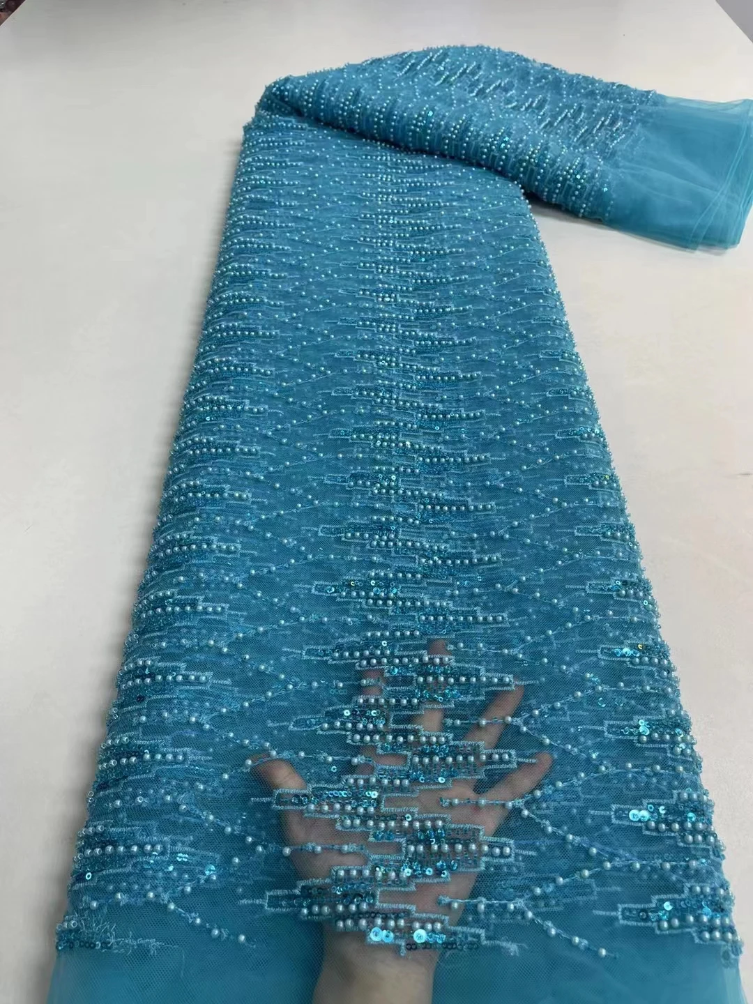 High Quality African blue Handmade Beaded Lace Fabric 2022 sequins Embroidery Nigeria Lace Fabric Women Wedding dress
High Quality African blue Handmade Beaded Lace Fabric 2022 sequins Embroidery Nigeria Lace Fabric Women Wedding dress