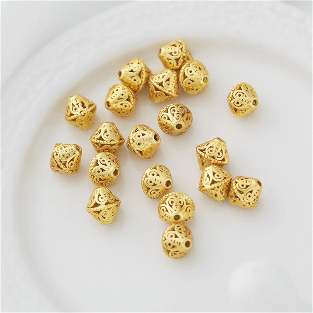 1pcs 18K dumb gold hollowed out diamond gyro 7mm loose bead DIY bracelet abacus with bead hemp rope separated bead string
1pcs 18K dumb gold hollowed out diamond gyro 7mm loose bead DIY bracelet abacus with bead hemp rope separated bead string