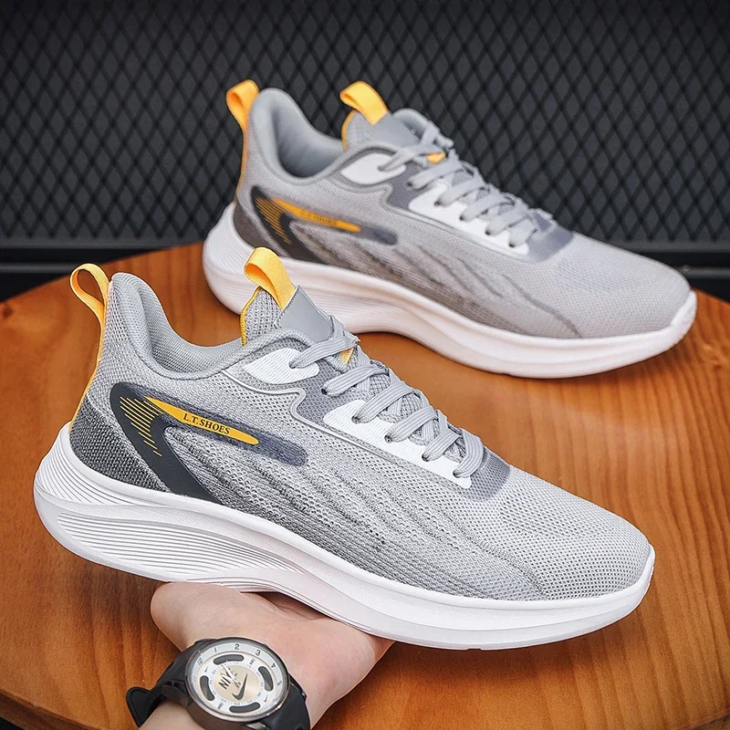 Tenis de corrida profissional para homens tenis confortaveis e leves calcados esportivos respiraveis moda nova chegada
Tenis de corrida profissional para homens tenis confortaveis e leves calcados esportivos respiraveis moda nova chegada
