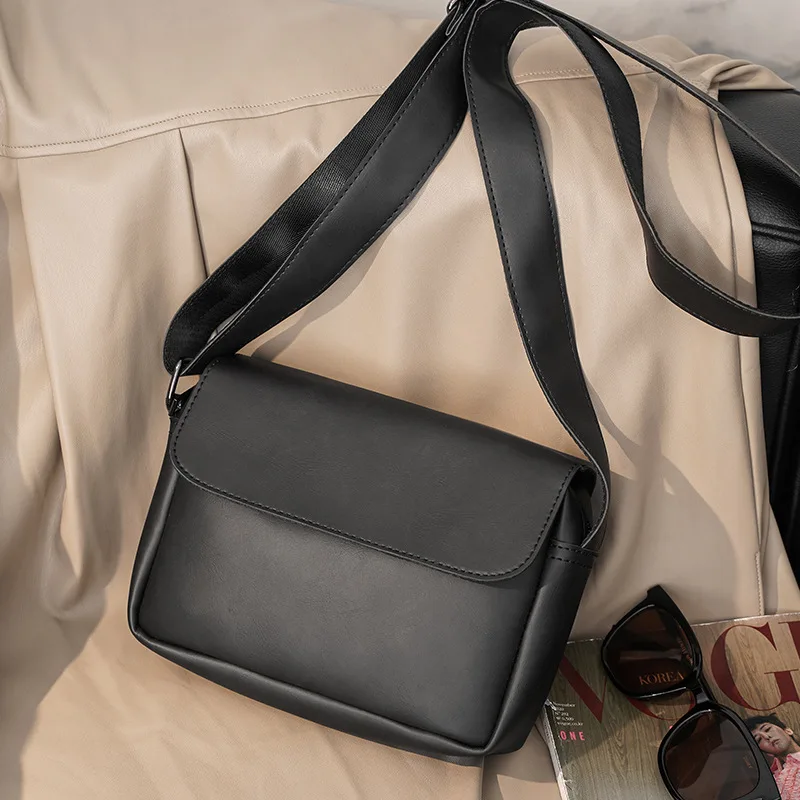 Fashion Casual Men Shoulder Crossbody Bag Luxury Brand Design PU Leather Small Messenger Bag Street Male Clutch Bag
Fashion Casual Men Shoulder Crossbody Bag Luxury Brand Design PU Leather Small Messenger Bag Street Male Clutch Bag