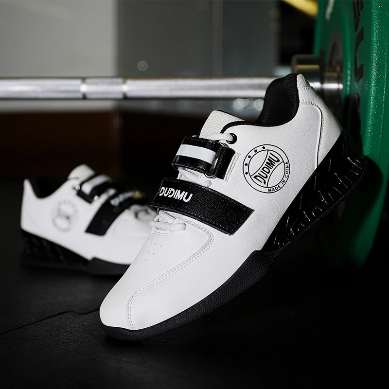 New Arrival Men Weight Lifting Sneakers Plus Size 45 46 Squat Shoes for Men Designer Red Man Core Cross-Training Shoes Gym Shoe
New Arrival Men Weight Lifting Sneakers Plus Size 45 46 Squat Shoes for Men Designer Red Man Core Cross-Training Shoes Gym Shoe