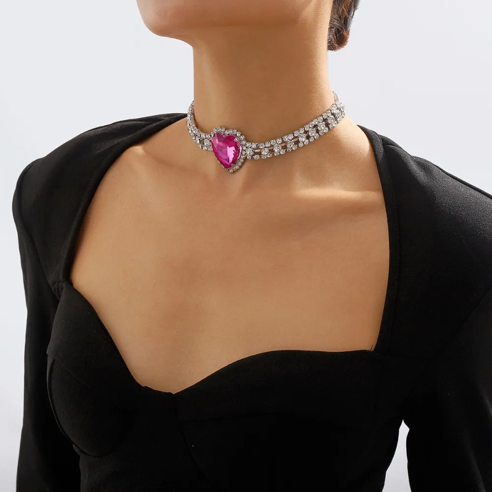 Gift Party Women Luxury Clavicle Chain Neck Jewelry Heart Choker Necklace Multilayer Tennis Chain
Gift Party Women Luxury Clavicle Chain Neck Jewelry Heart Choker Necklace Multilayer Tennis Chain